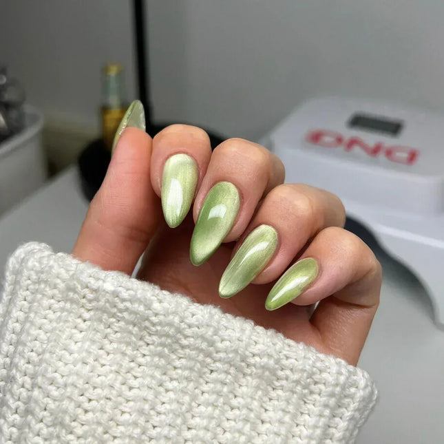 DIVA 9D Cat Eye Glassball #12 - Leafy Prowl - TTT Nails Supply